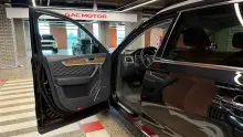 Hongqi HS7