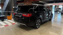 Hongqi HS7