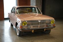 GAZ Volga 24