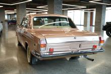 GAZ Volga 24
